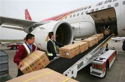 機場當天航空快件寄送與貨物打包全攻略